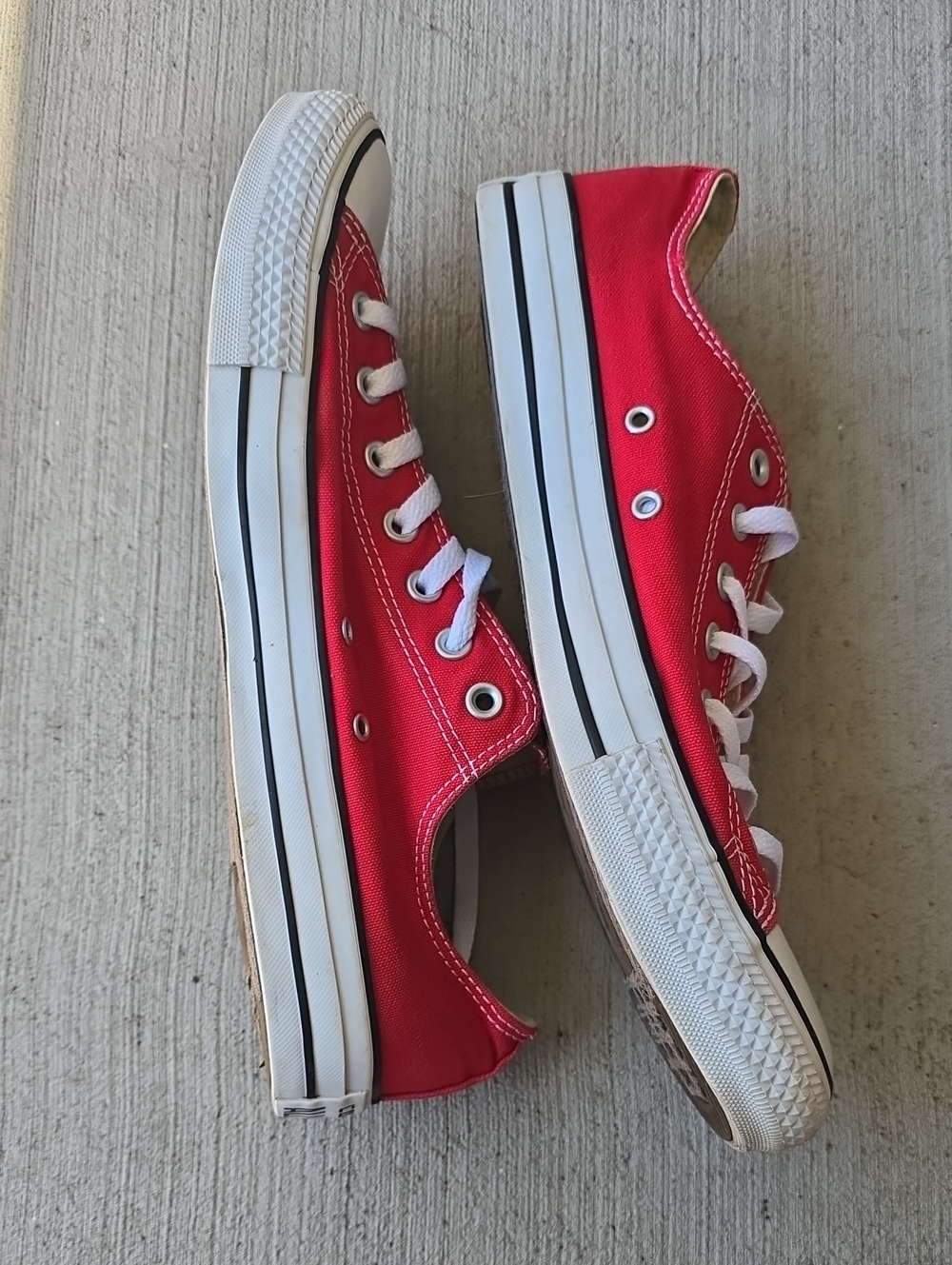 Chuck Taylor Low Top Canvas Sneakers - Red & White W14M12 #X9696 Unisex - Picture 4 of 7